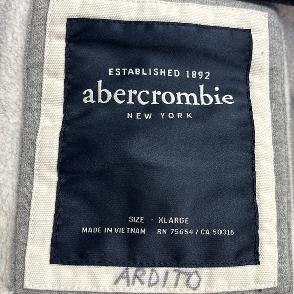 Abercrombie & Fitch Women's Gray Zip-Up Distressed Hoodie with 1892 Patch XL - Picture 8 of 10